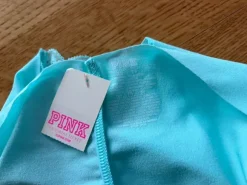 VS PINK trosor strl XS