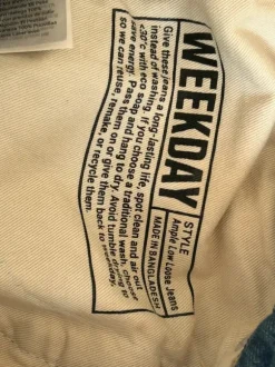 Weekday Jeans