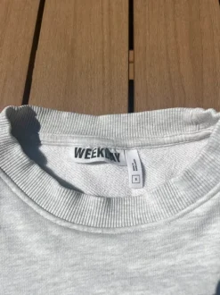 Weekday sweatshirt