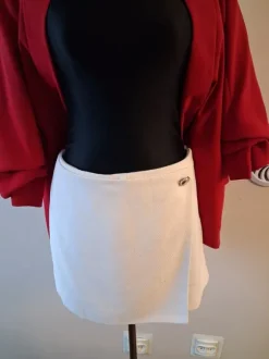 Świetne nowe białe spódnico-spodnie H&M
