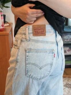 Wysoki wzrost 🥰 Kultowe dżinsy 2026 Levis 94 Baggy w28L33