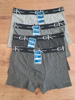 Wysokiej jakości bokserki męskie rozmiar L.