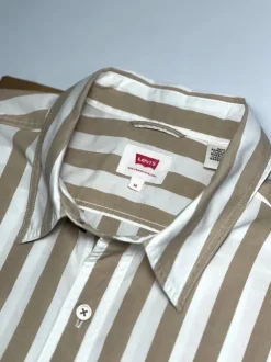 1513X koszula w paski Levi’s w stylu old money, beżowe paski, krój slim fit